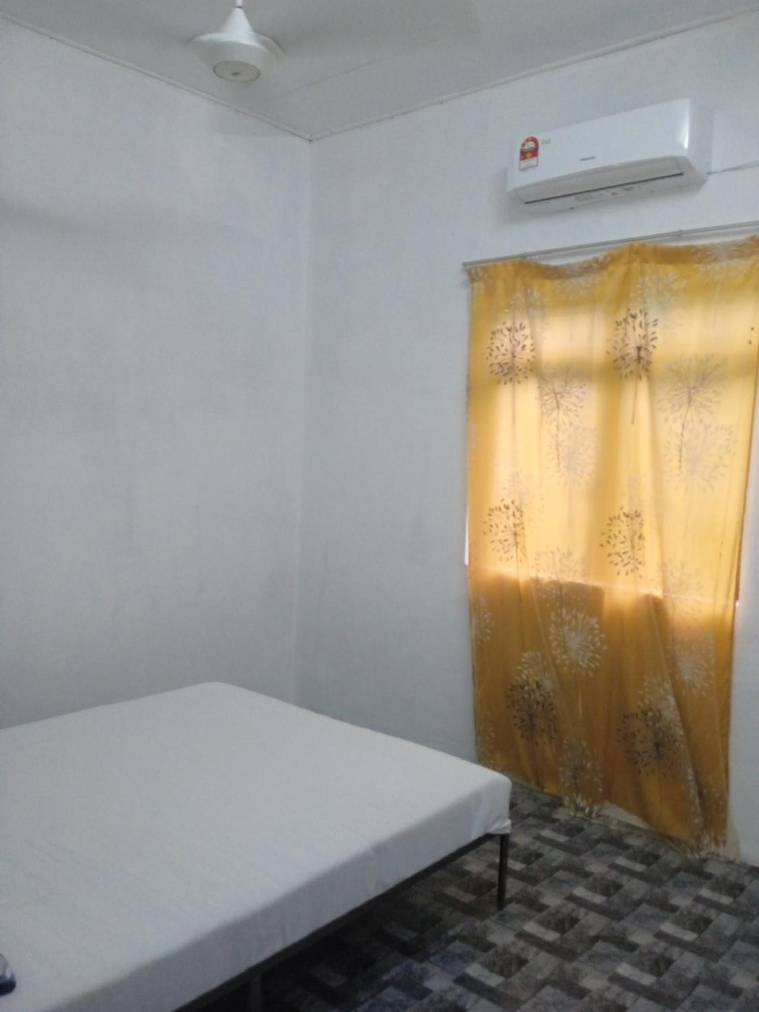 Homestay Idaman  Kuala Terengganu Bagian luar foto